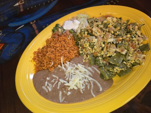 Huevos Con Nopales